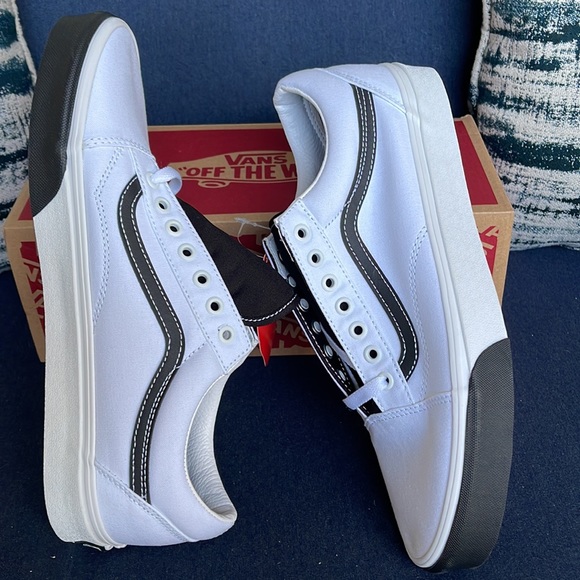 Vans WMNS Old Skool Color Block True White / Black Sneakers - Picture 12 of 16